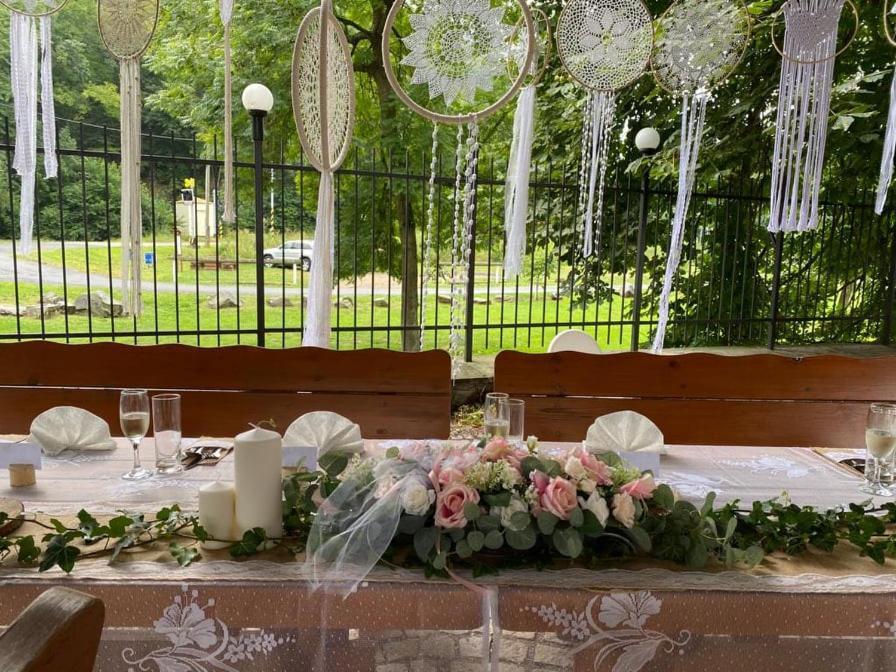 Penzion A Restaurace Belecky Mlyn Pteni Bagian luar foto